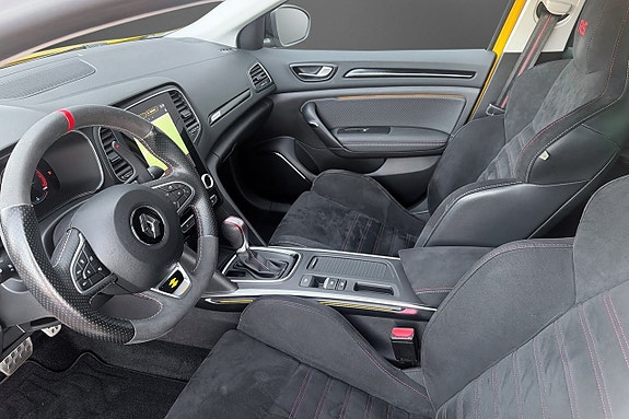 Renault Megane 12 of 26