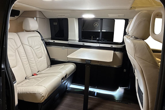 Mercedes-Benz Vito 108 11 of 24