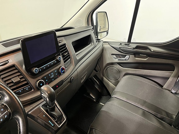 Ford Transit Custom 10 of 17