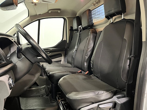 Ford Transit Custom 9 of 17