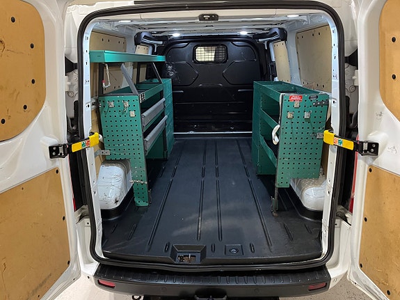 Ford Transit Custom 16 of 17