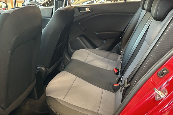 Hyundai i20 10 of 14