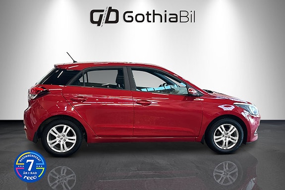 Hyundai i20 3 of 14
