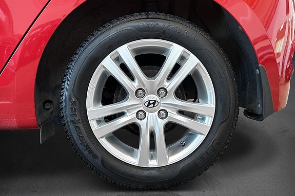 Hyundai i20 8 of 14