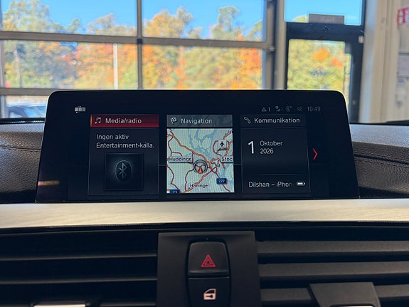 BMW 320i 15 of 20