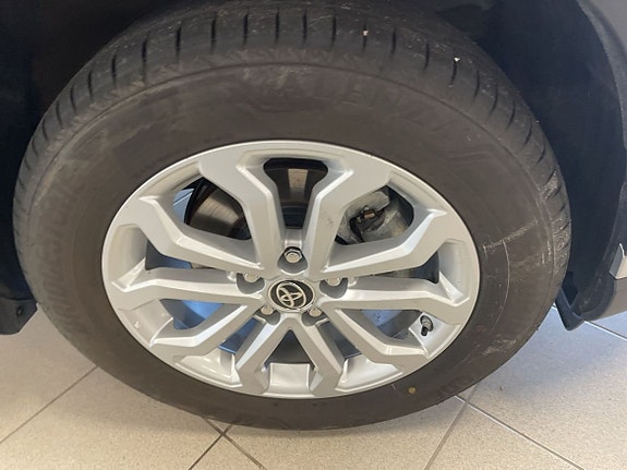 Toyota Corolla Cross 11 of 13