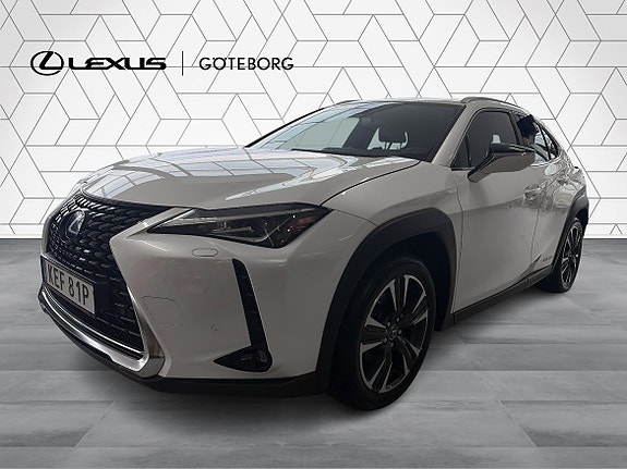 Lexus UX250h 3 of 22