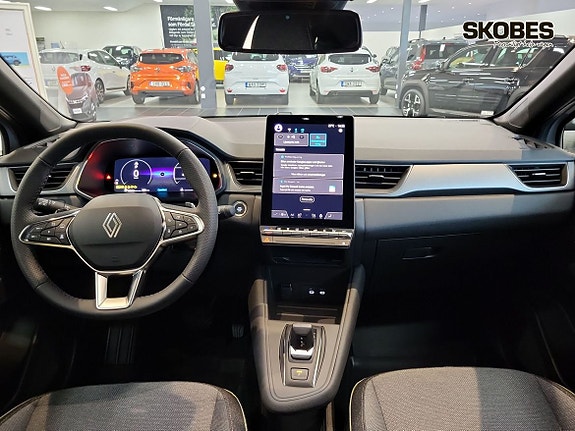 Renault Captur 10 of 15