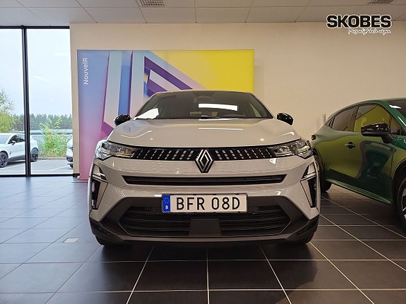 Renault Captur 2 of 15