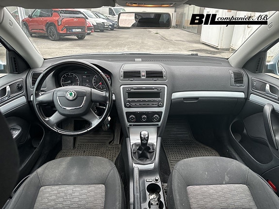 Skoda Octavia 7 of 17