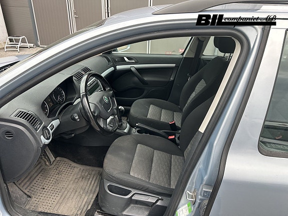 Skoda Octavia 10 of 17