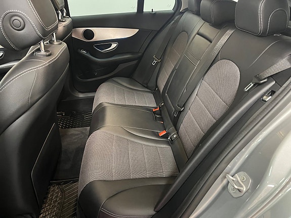 Mercedes-Benz C220 d 23 of 25