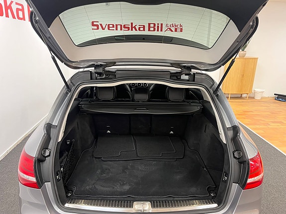 Mercedes-Benz C220 d 25 of 25