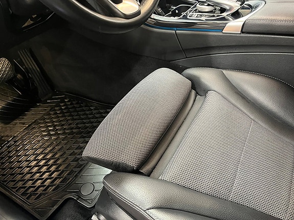 Mercedes-Benz C220 d 12 of 25