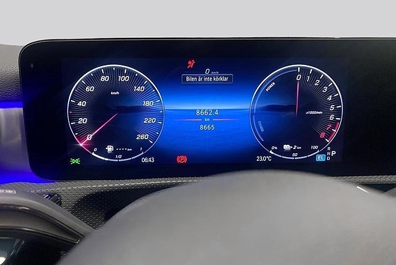 Mercedes-Benz A 250 e 10 of 14