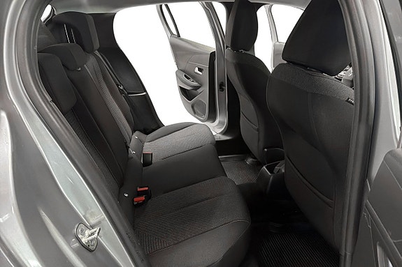 Peugeot 208 13 of 18