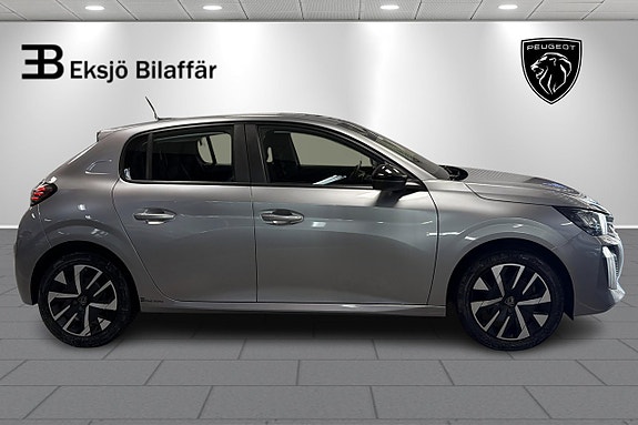 Peugeot 208 4 of 18