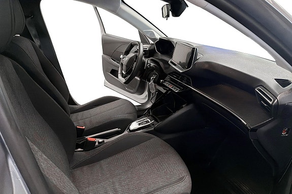 Peugeot 208 11 of 18