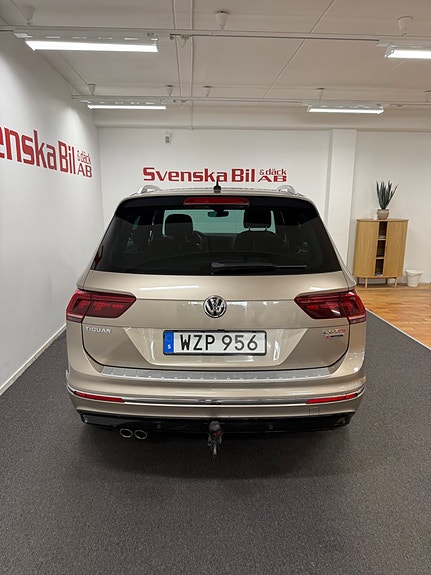 Volkswagen Tiguan 10 of 26