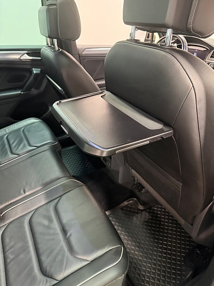 Volkswagen Tiguan 21 of 26
