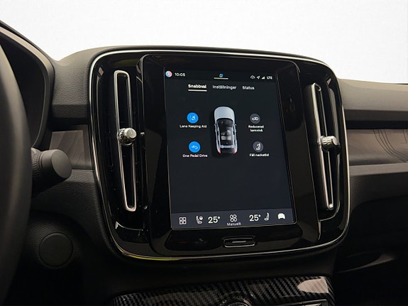 Volvo C40 28 of 30