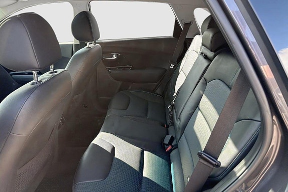 Kia Niro 7 of 15