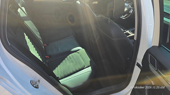 Volkswagen Passat 10 of 13