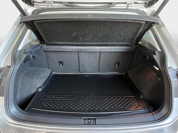 Volkswagen Tiguan 9 of 18