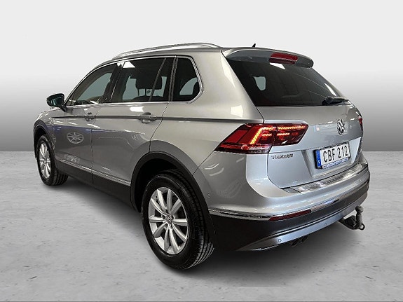 Volkswagen Tiguan 3 of 18