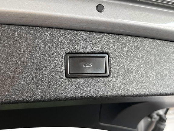 Volkswagen Tiguan 18 of 18