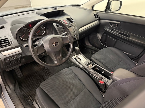 Subaru Impreza 7 of 11