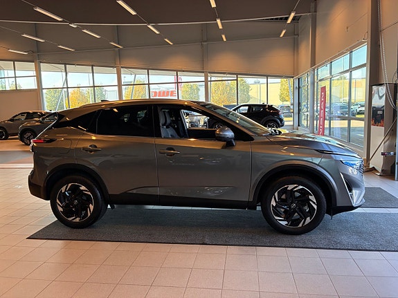Nissan Qashqai 4 of 17