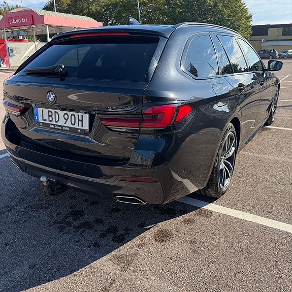 BMW 530e 10 of 15