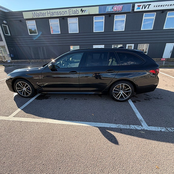 BMW 530e 6 of 15