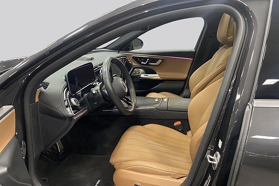 Mercedes-Benz E300 de 8 of 14