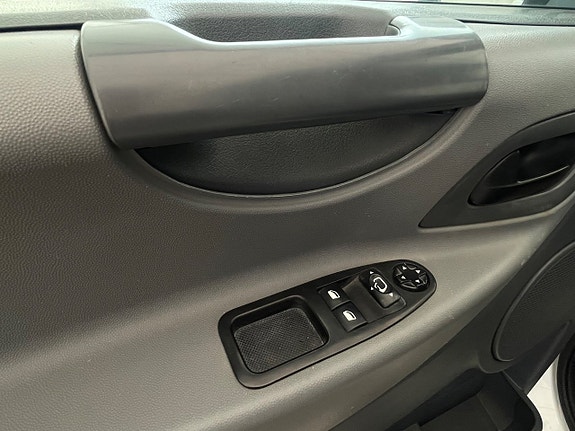 Peugeot Expert 9 of 14