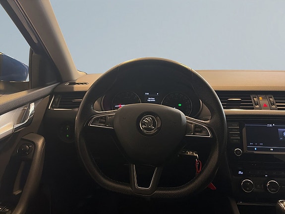 Skoda Octavia 9 of 18