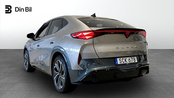 Cupra Tavascan 3 of 12