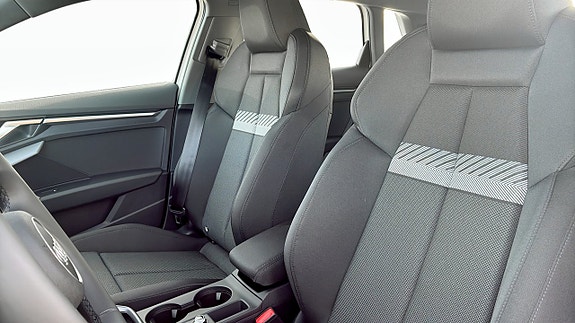 Audi A3 8 of 13