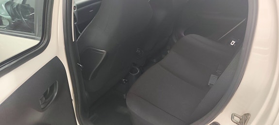 Peugeot 108 8 of 14
