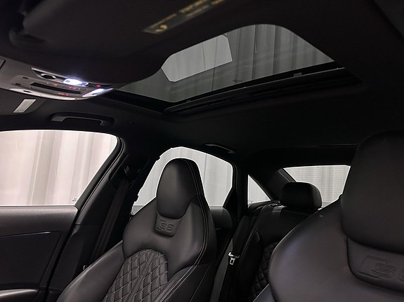 Audi S6 9 of 19