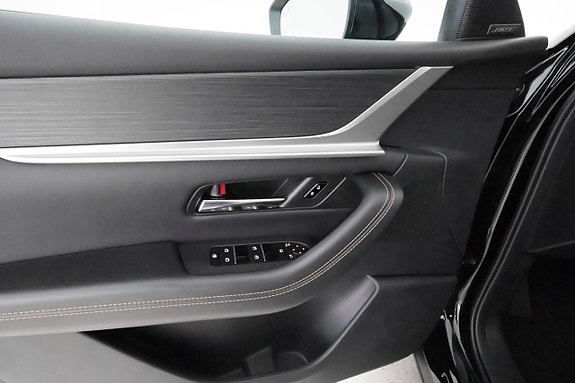 Mazda CX-60 25 of 30