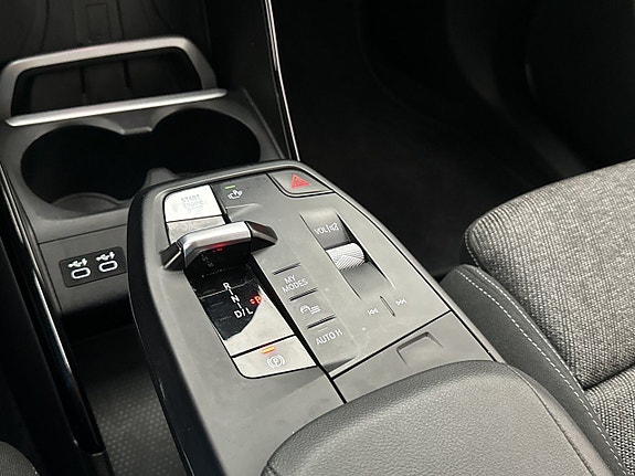 BMW 225e 17 of 26