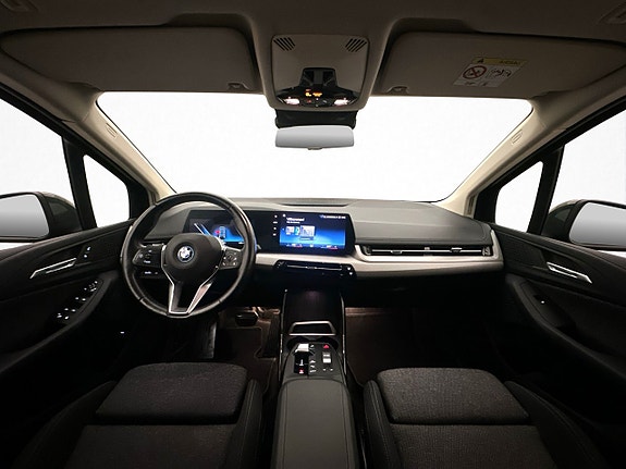 BMW 225e 19 of 26
