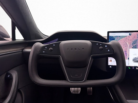 Tesla Model S 14 of 30
