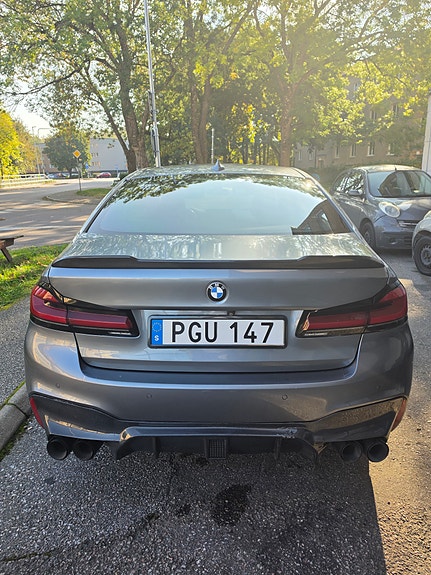 BMW 530d 2 of 8