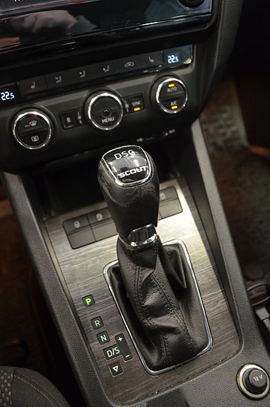 Skoda Octavia Scout 26 of 28