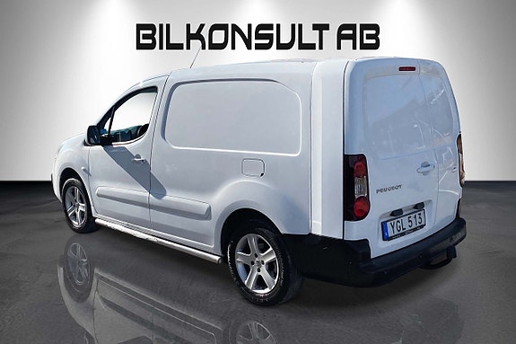 Peugeot Partner 2 of 8