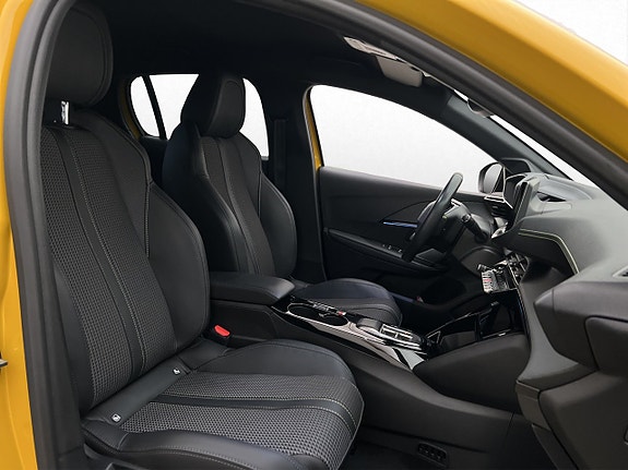 Peugeot e-208 23 of 30