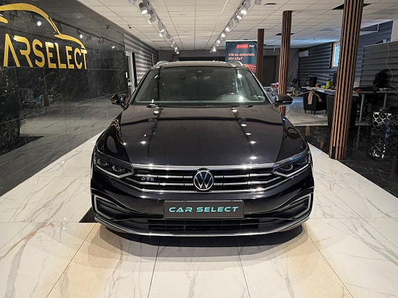 Volkswagen Passat 9 of 29
